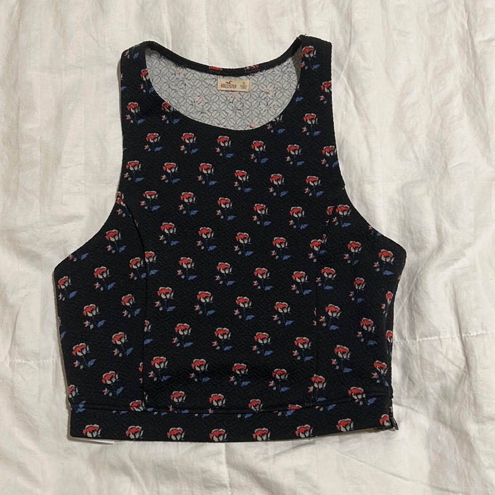 Hollister Black Floral Top Size XS